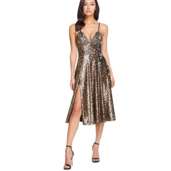 open lace back dress Amazon.com: Dress the Population Women's Alejandra Sleeveless Long Stretch  Gown with Slit Dress, Gold Leopard Multi, L : Clothing, Shoes & Jewelry main image 1